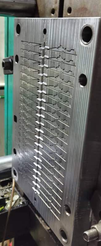 生活用品模具 (6)